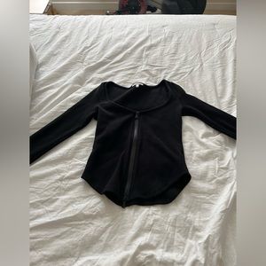 Good American size 3 dramatic zip long sleeve top